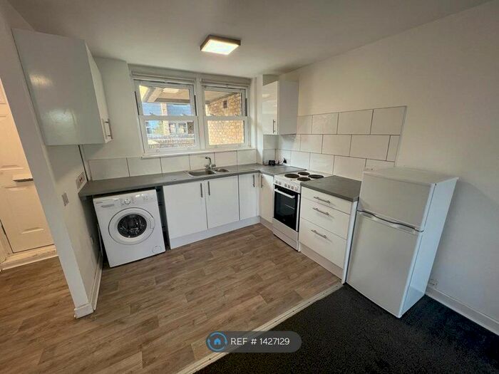 1 Bedroom Flat To Rent In Friar Mews, London, SE27