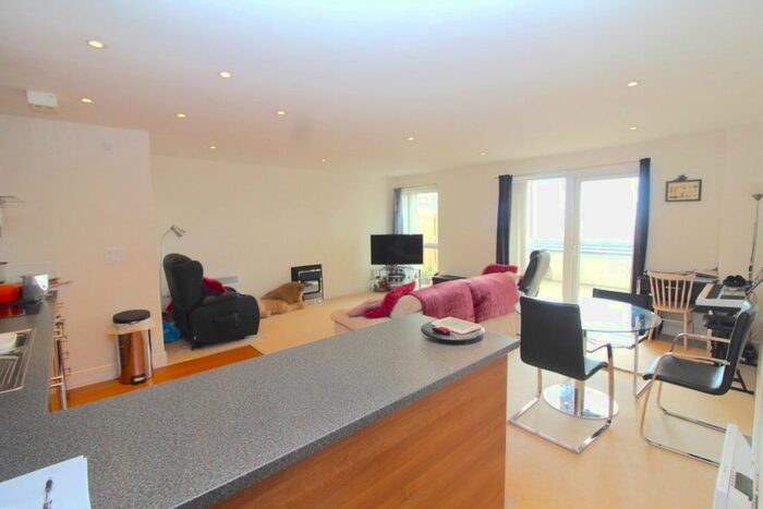 2 Bedroom Flat To Rent In Trawler Road, Maritime Quarter, Swansea, SA1