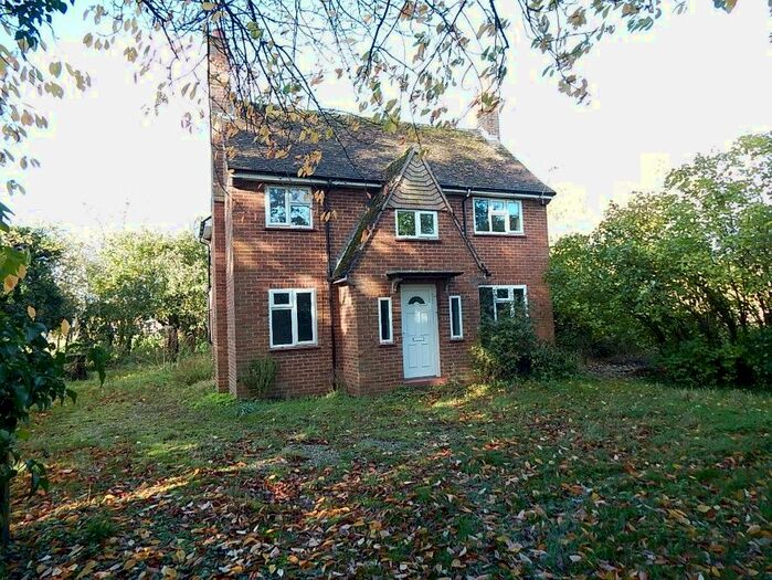 3 Bedroom Detached House For Sale In New Cottage, Watton Road, Hingham, Norwich, Norfolk NR9