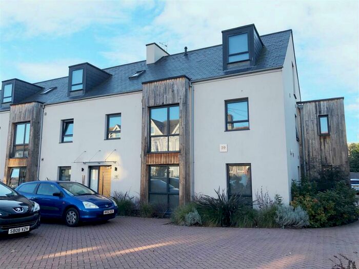 1 Bedroom Flat To Rent In Selden Road, Worthing, BN11