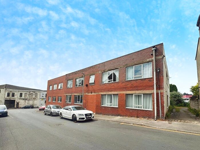 1 Bedroom Apartment To Rent In Cromwell Court, Ephraim Street, Stoke-On-Trent, Staffordshire, ST1