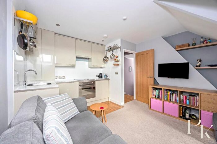 1 Bedroom Apartment For Sale In Victoria House, Vale Road, Portslade, BN41