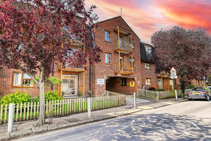 1 Bedroom Flat For Sale In Chalkwell Park Drive, Portchester Court Chalkwell Park Drive, SS9