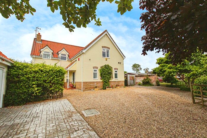 5 Bedroom Detached House For Sale In White Hart Street, Foulden, Thetford, IP26