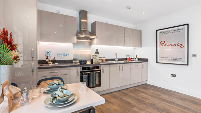 2 Bedroom Apartment For Sale In Marleigh Avenue, Cambridge, CB5