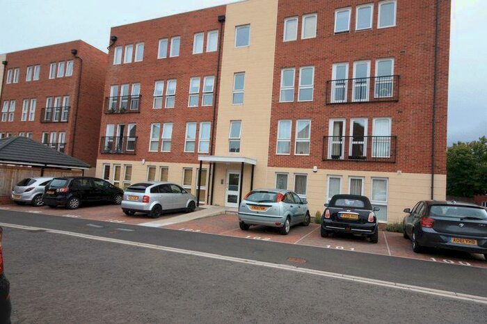 2 Bedroom Apartment To Rent In Glaisdale Court, Darlington, DL3