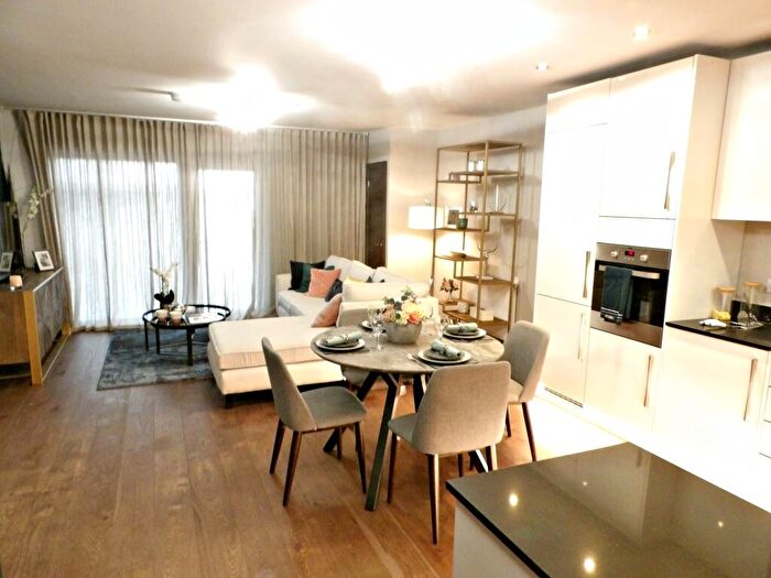 1 Bedroom Apartment To Rent In Waterhouse Avenue, Maidstone, ME14