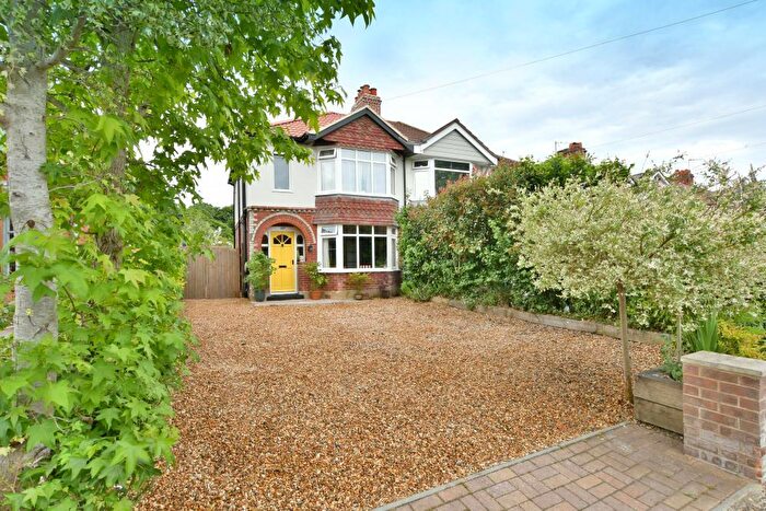 3 Bedroom Semi-Detached House For Sale In Leigh Road, Wimborne, BH21
