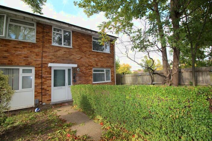 3 Bedroom End Of Terrace House To Rent In Halsey Drive, Hitchin, SG4