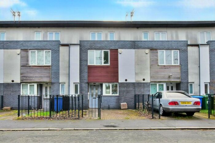 3 Bedroom Terraced House To Rent In Epsom Avenue, Sale, Greater Manchester, M33