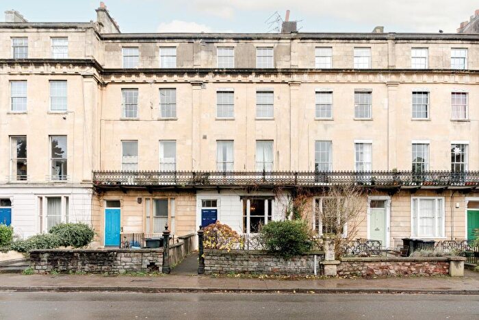 1 Bedroom Flat To Rent In Pembroke Road - Clifton, BS8