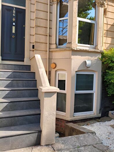 1 Bedroom Flat For Sale In Fishponds Road, Eastville, Bristol, BS5