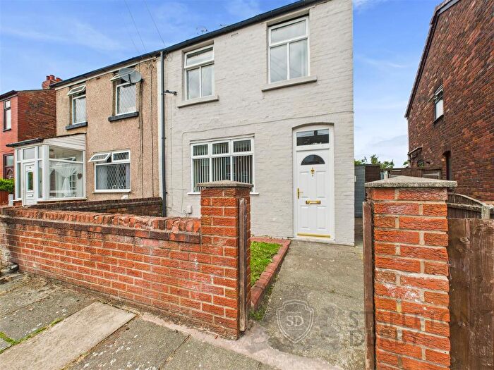 3 Bedroom Semi-Detached House To Rent In Doulton Street, St. Helens, WA10