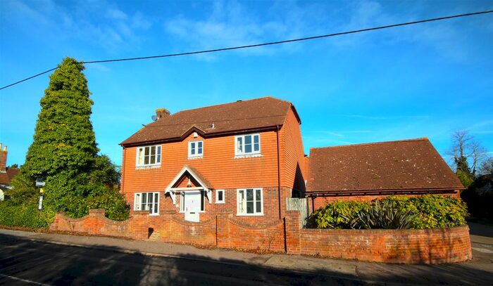 4 Bedroom Property To Rent In The Hill, Littlebourne, Canterbury, CT3