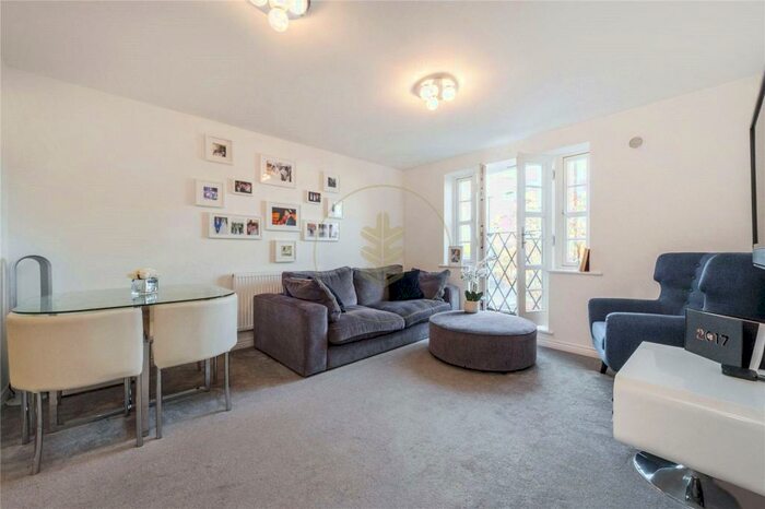2 Bedroom Apartment To Rent In Marchant Close, Mill Hill, London, NW7