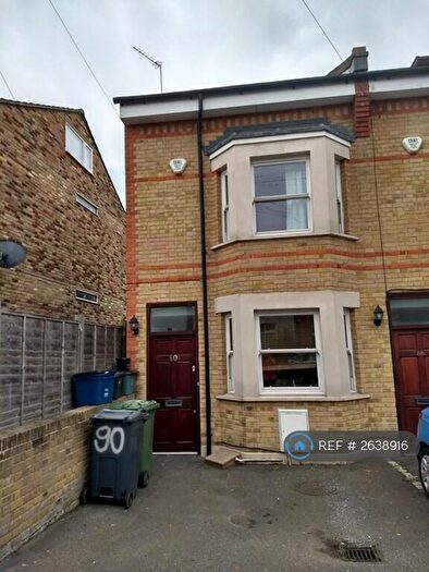 4 Bedroom End Of Terrace House To Rent In Oval Road, Croydon, CR0
