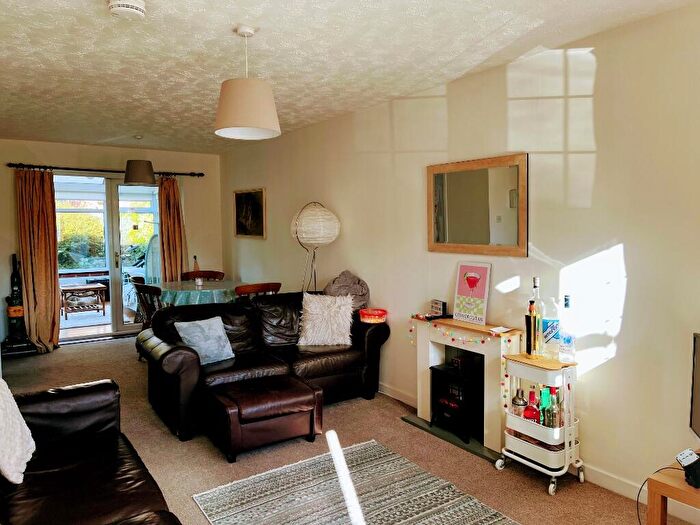 4 Bedroom End Of Terrace House To Rent In Heron Drive, Lenton, Nottingham, NG7