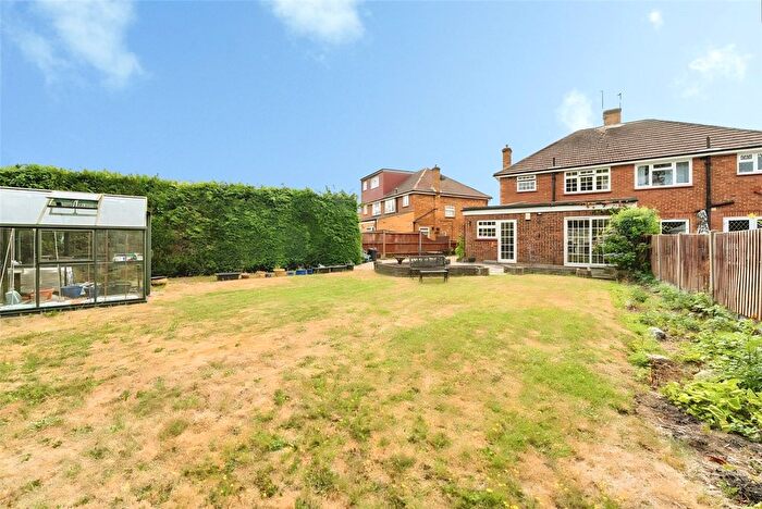3 Bedroom Semi-Detached House For Sale In Grosvenor Avenue, Hayes, UB4