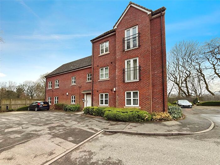 2 Bedroom Flat To Rent In Coppice Rise, Chapeltown, Sheffield, South Yorkshire, S35