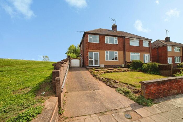 3 Bedroom Semi-Detached House For Sale In Roundhill Close, Sutton-in-Ashfield, Nottinghamshire, NG17