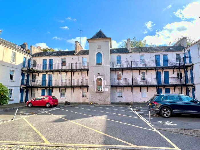 1 Bedroom Flat To Rent In Patriothall, Stockbridge, Edinburgh, EH3