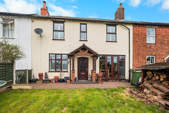 3 Bedroom Terraced House For Sale In Sheepcote Cottages, Stourbridge Road, Bromsgrove, B61
