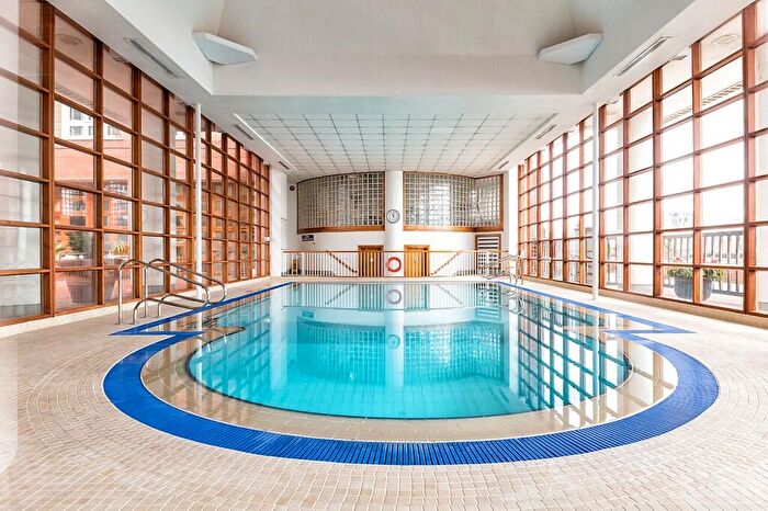 Apartment To Rent In New Caledonian Wharf, Canada Water, SE16