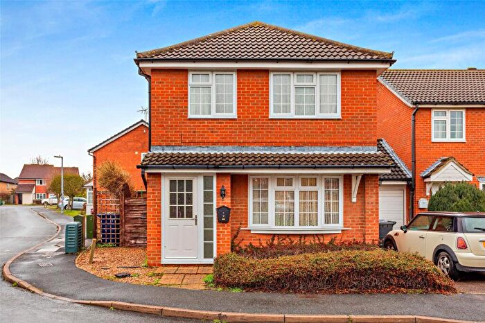 3 Bedroom Detached House To Rent In Impala Drive, Cambridge, CB1