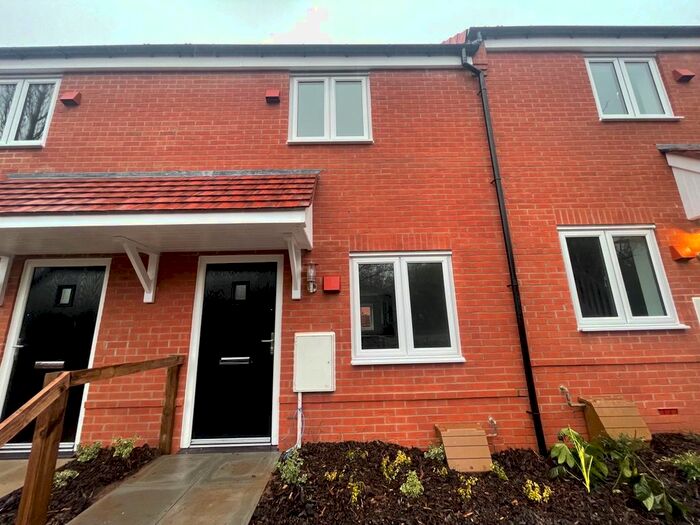 2 Bedroom Terraced House To Rent In Mansfield Road, Redhill, Nottingham, NG5