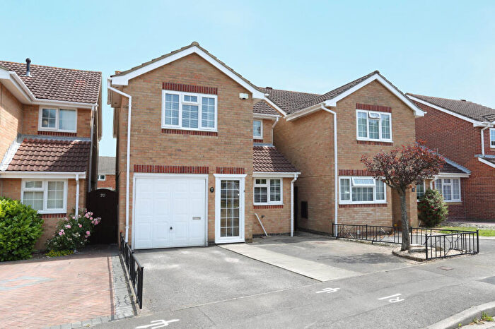 3 Bedroom Detached House To Rent In Briarwood Close, Fareham, PO16