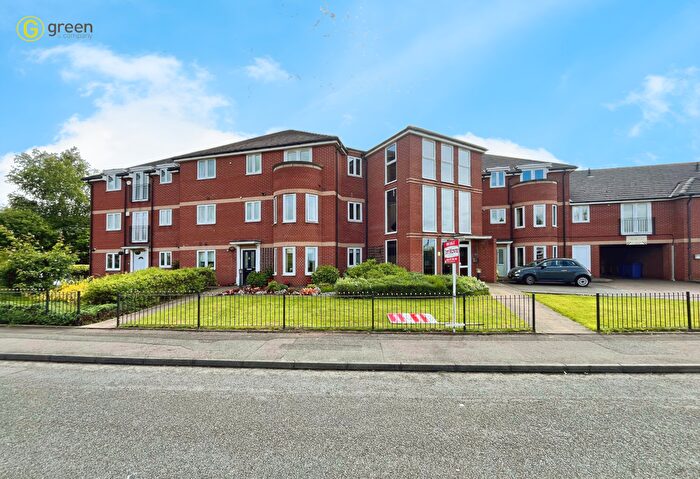 2 Bedroom Apartment To Rent In Sundridge Court, Birmingham, West Midlands, B43