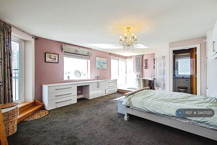 2 Bedroom Flat To Rent In Wotton Court, London, E14