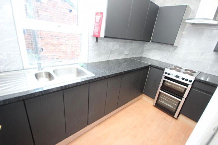 8 Bedroom Terraced House To Rent In Langdale Road, L15