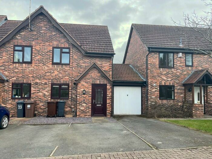 2 Bedroom Terraced House To Rent In Fletcher Grove, B93