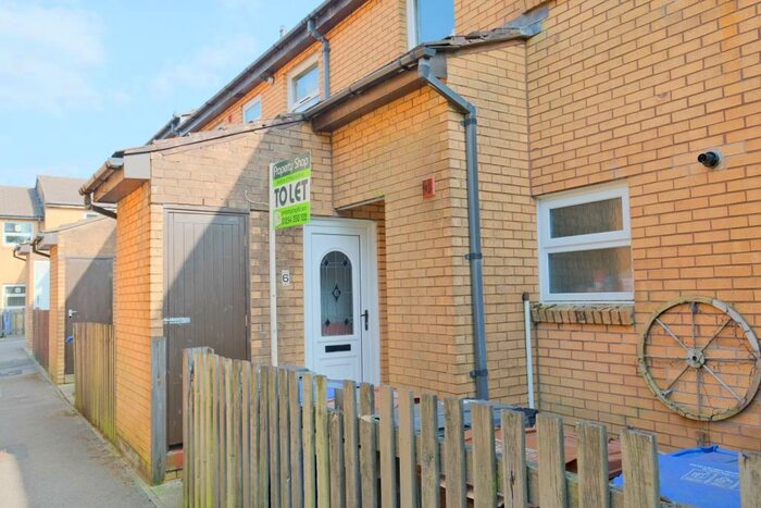 2 Bedroom Apartment To Rent In Curlew Close, Oswaldtwistle, Lancashire, BB5