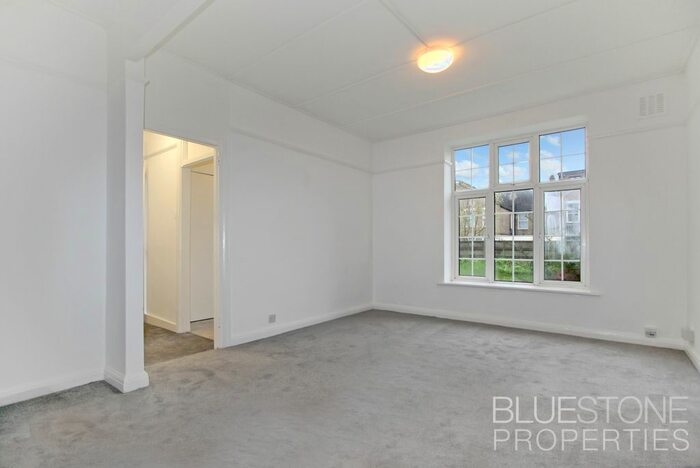 Studio For Sale In St. James's Road, Croydon, CR0