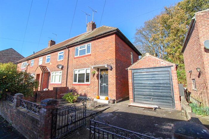 2 Bedroom End Of Terrace House To Rent In Victoria Avenue, Ripon, HG4