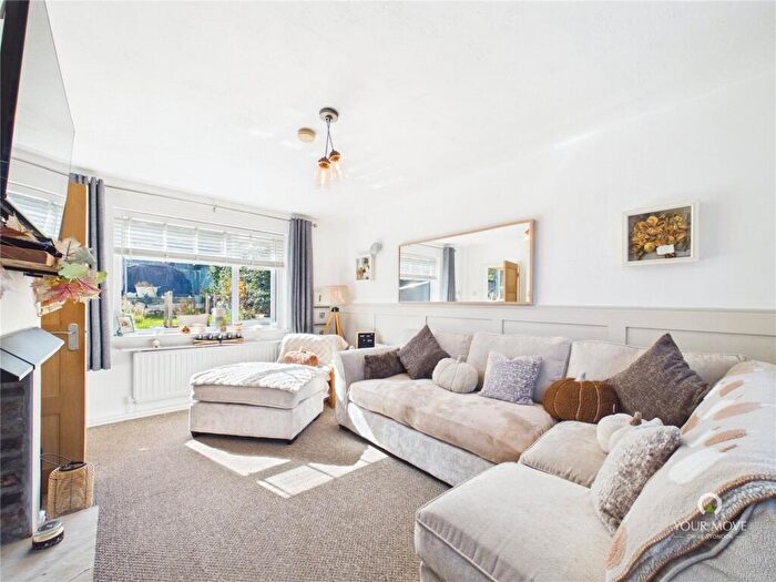 2 Bedroom Terraced House For Sale In Lime Grove, Ryton, Tyne And Wear, NE40