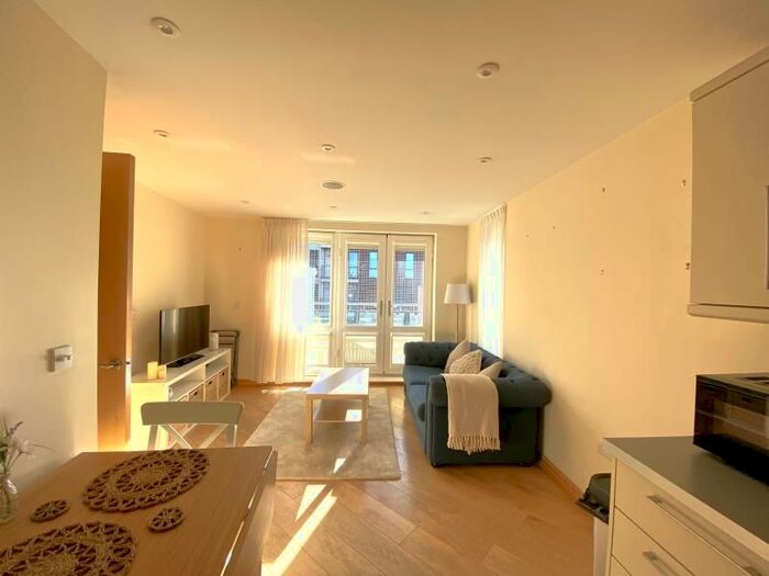 1 Bedroom Flat To Rent In The Bars, Guildford, GU1