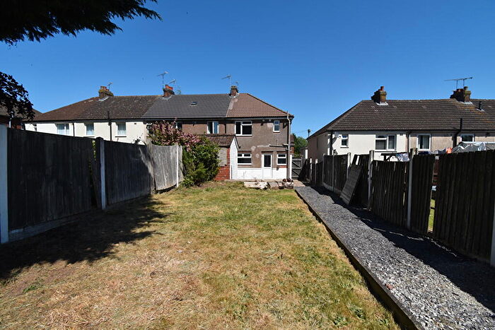 3 Bedroom End Of Terrace House For Sale In Links Road, Radford, Coventry, CV6
