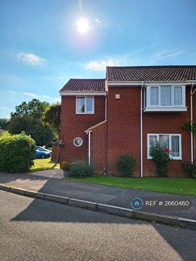 4 Bedroom Semi-Detached House To Rent In Mercury Avenue, Wokingham, RG41