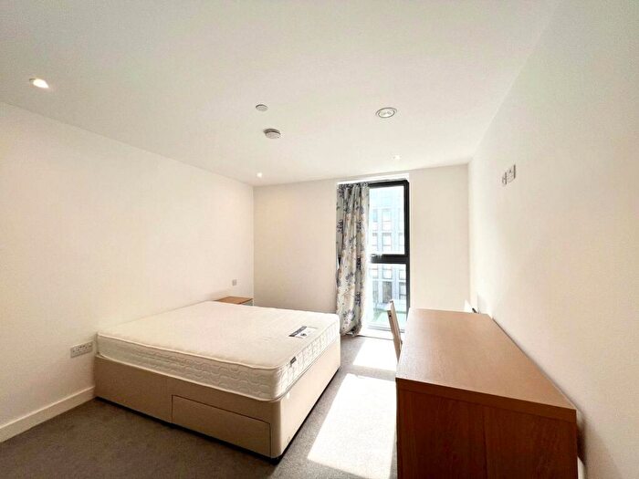 2 Bedroom Apartment To Rent In William Street, Birmingham, B15