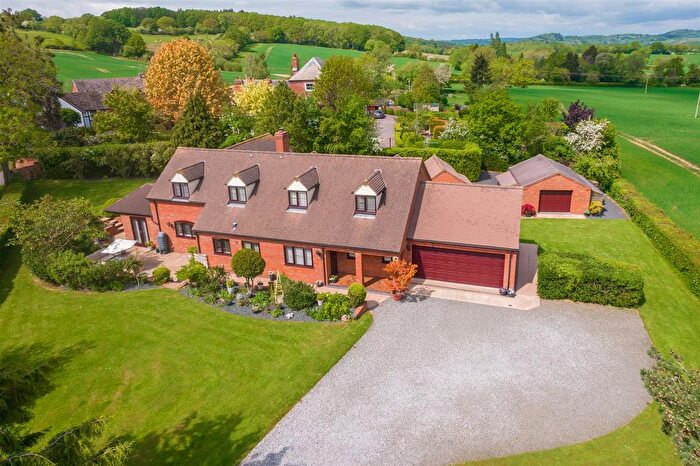 5 Bedroom Detached House For Sale In Alfrick, Worcester, WR6
