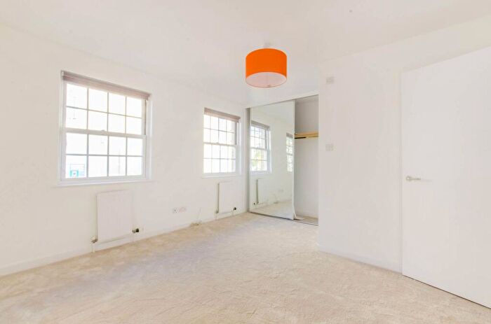 3 Bedroom Terraced House To Rent In Garford Street, Isle Of Dogs, London, E14