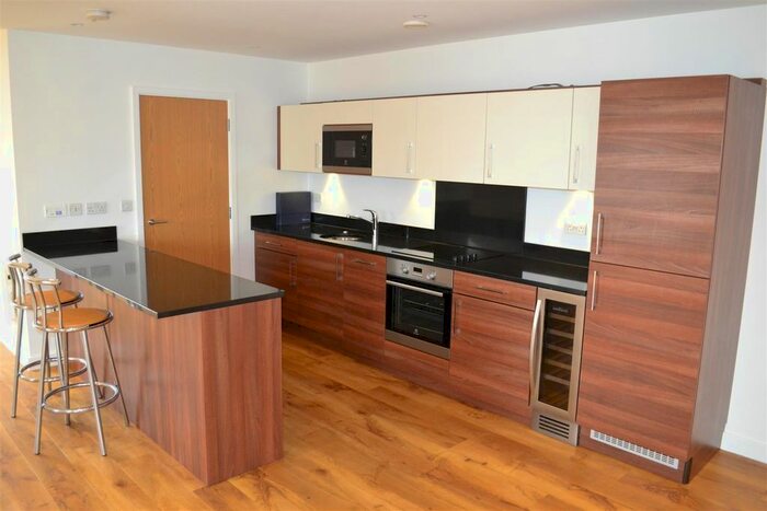 3 Bedroom Flat To Rent In Park Lodge Avenue, West Drayton, UB7