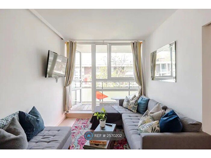 1 Bedroom Flat To Rent In Clarence Gardens, London, NW1