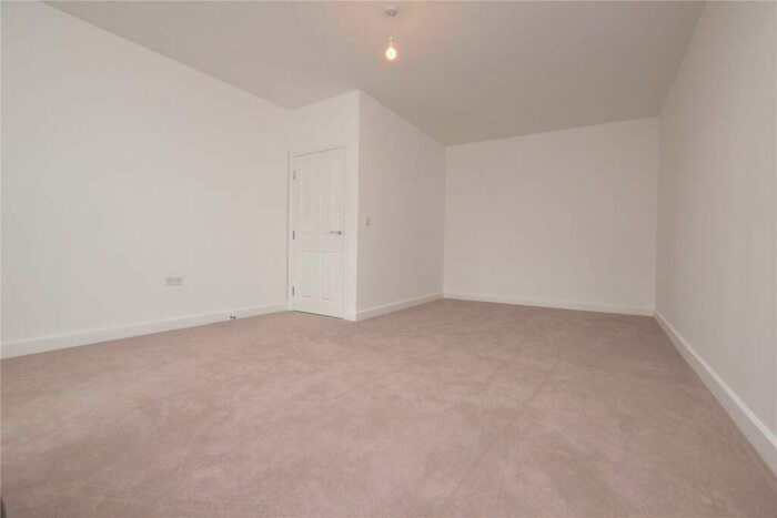 4 Bedroom Terraced House To Rent In Dalwood Street, SE5