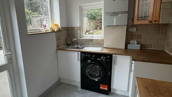 4 Bedroom Semi-Detached House To Rent In Station Road, BS34