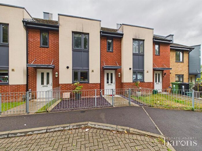 2 Bedroom Terraced House For Sale In Bedstone Road, Oakridge, Basingstoke, RG21