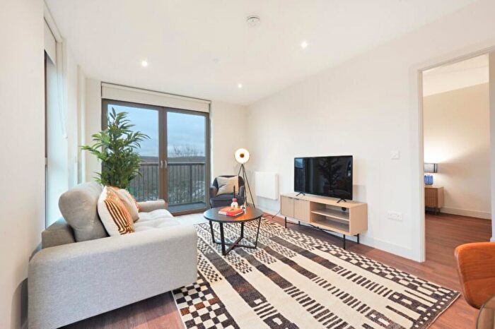 1 Bedroom Apartment To Rent In The Oakgate, KT22
